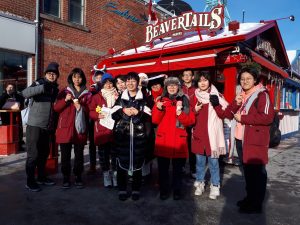 Sinh viên Trung Quốc với trải nghiệm lần đầu ở cửa hàng BeaverTails